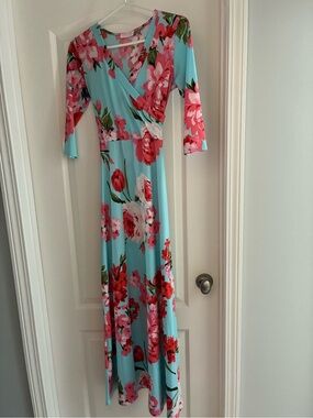 Pink Lily Aqua Maxi Dress with Pink Floral Print